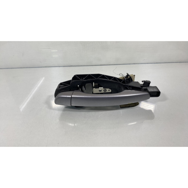 Poignee porte arriere gauche OPEL CORSA F Photo n°3