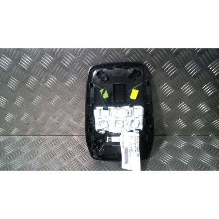 Eclairage de plafonnier OPEL CORSA F Photo n°1