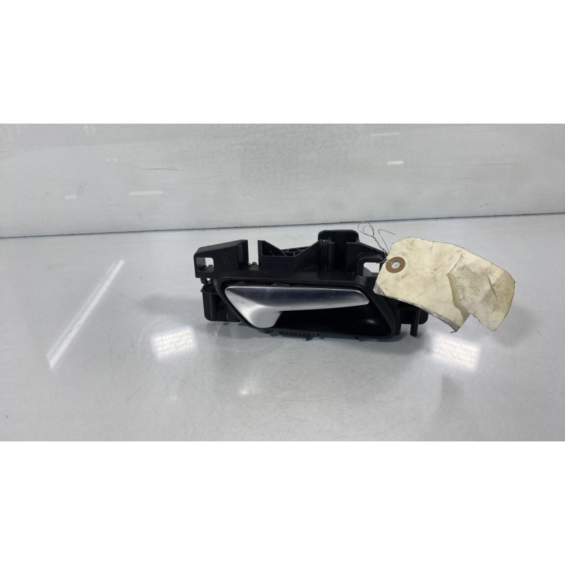 Poignee interieur avant droit OPEL CORSA F Photo n°3