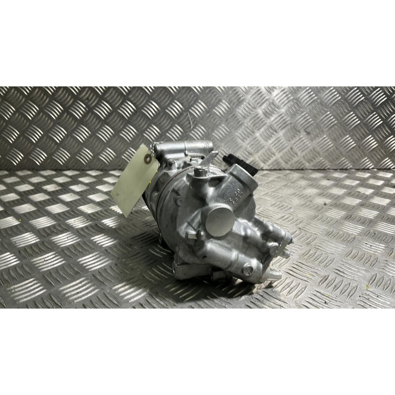 Compresseur clim OPEL CORSA F Photo n°5