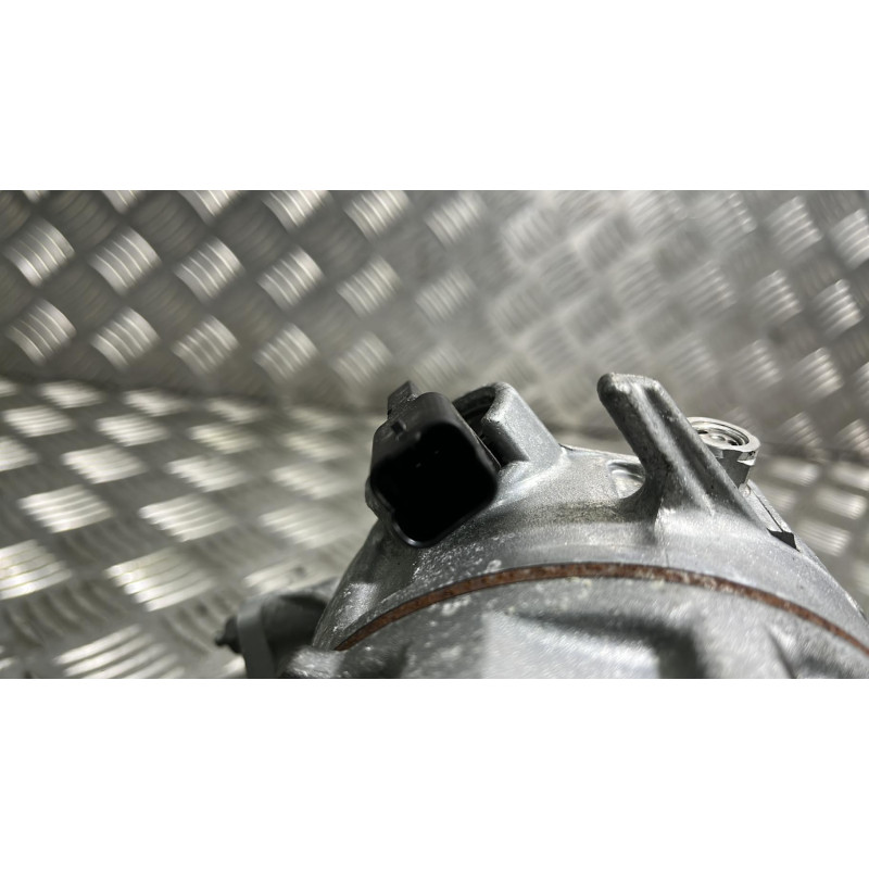 Compresseur clim OPEL CORSA F Photo n°6