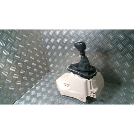 Levier de vitesses OPEL CORSA F Photo n°1
