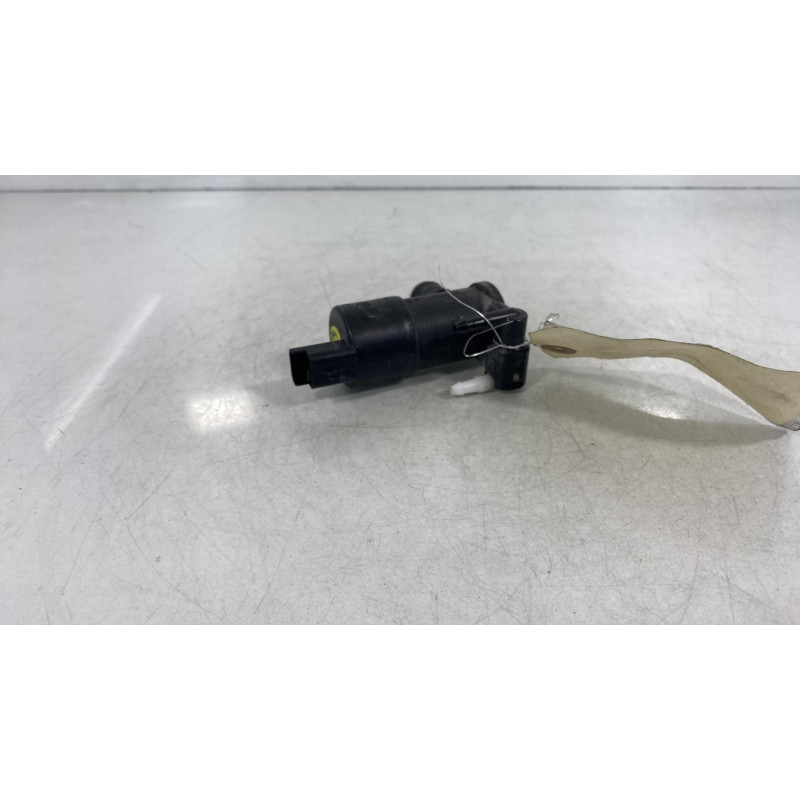 Pompe lave glace avant OPEL CORSA F Photo n°3
