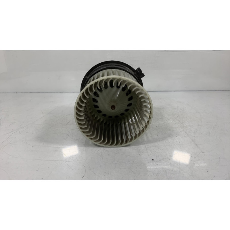 Pulseur d'air OPEL CORSA F Photo n°1