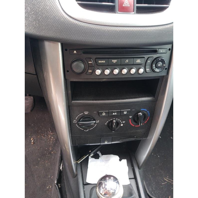 Pretensionneur de ceinture avant droit PEUGEOT 207 Photo n°13