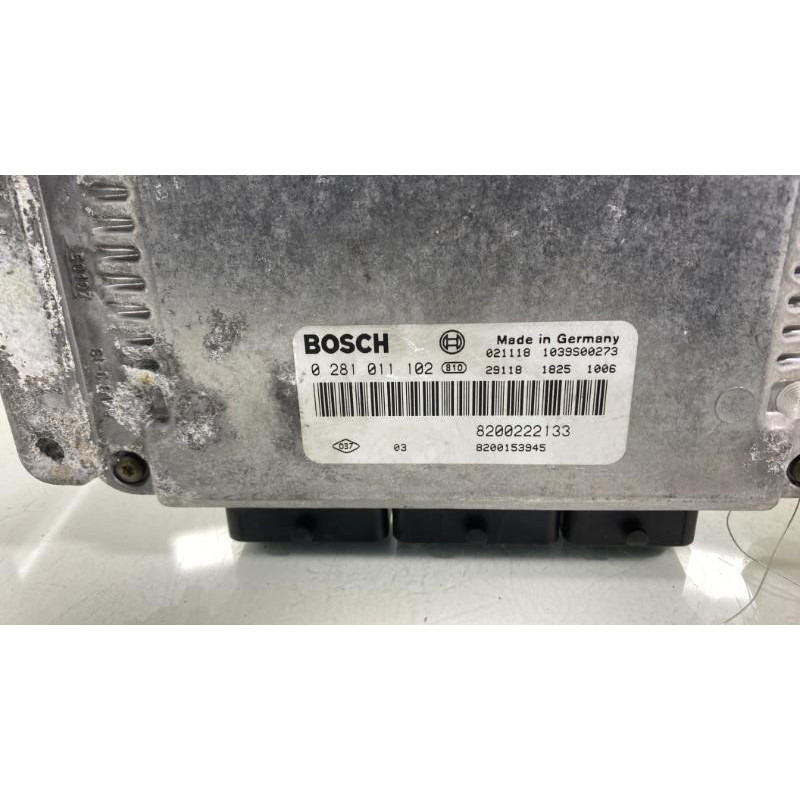 Calculateur moteur RENAULT LAGUNA 2 Photo n°3