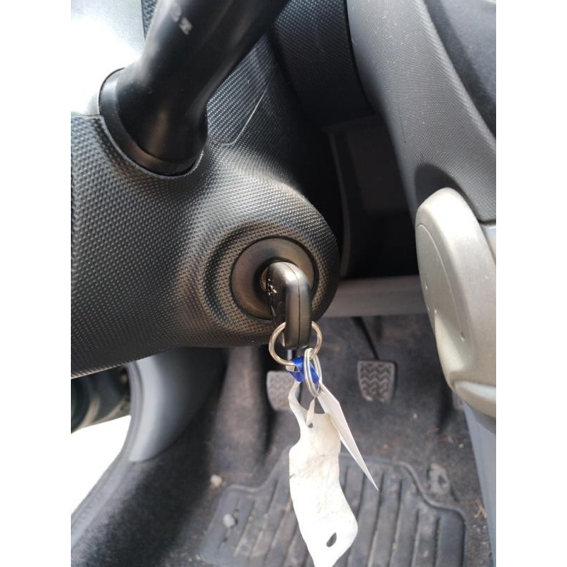 Pretensionneur de ceinture avant gauche PEUGEOT 107 Photo n°8