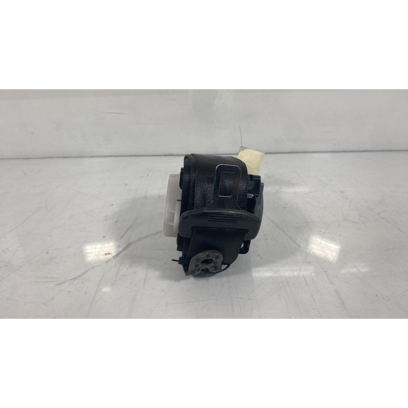 Ceinture arriere gauche AUDI A1 1 Photo n°3