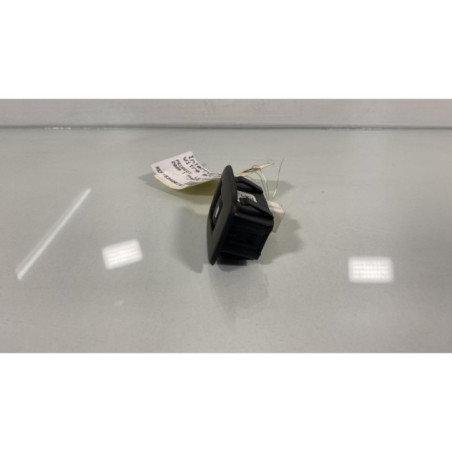 Interrupteur de leve vitre arriere gauche PEUGEOT 2008 1