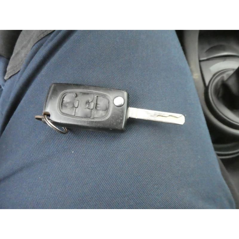 Pretensionneur de ceinture avant droit CITROEN C4 1 Photo n°12