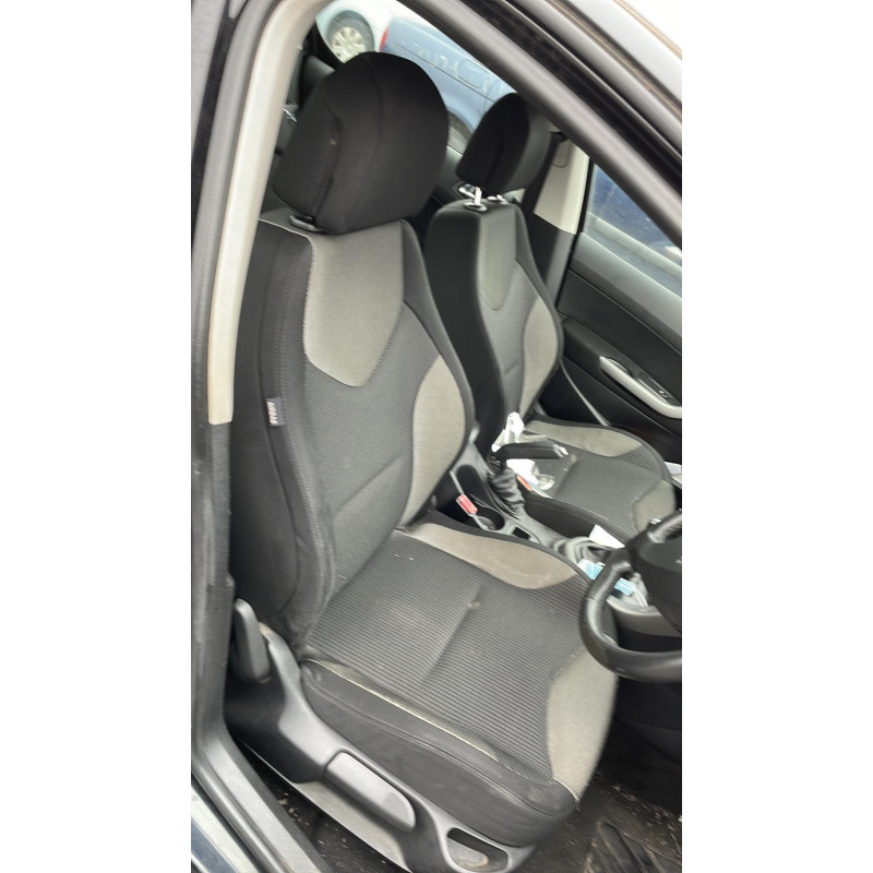 Face avant PEUGEOT 308 1 Photo n°6