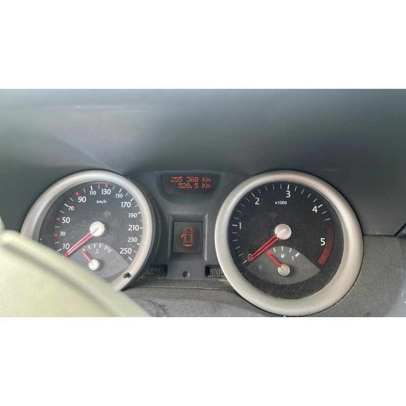 Compresseur clim RENAULT MEGANE 2 Photo n°13