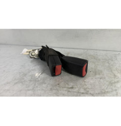 Attache ceinture arriere centrale MAZDA 2 2