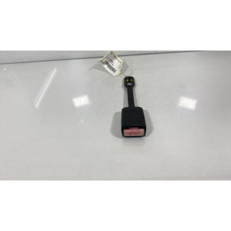 Attache ceinture avant droit PEUGEOT 307