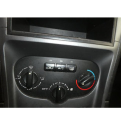 Attache ceinture avant droit PEUGEOT 307