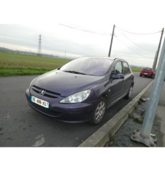 Attache ceinture avant droit PEUGEOT 307