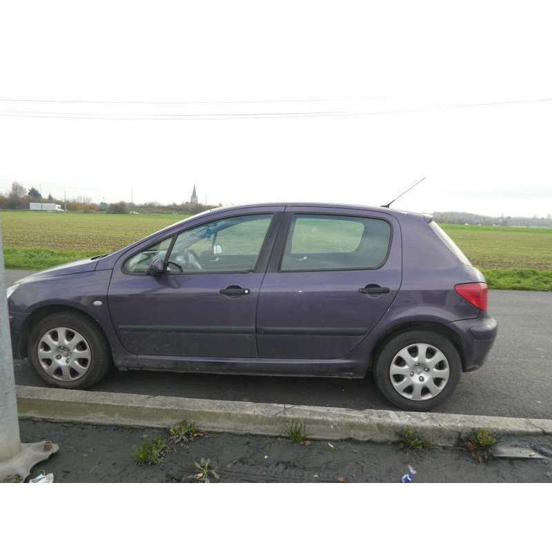 Attache ceinture avant droit PEUGEOT 307 Photo n°16