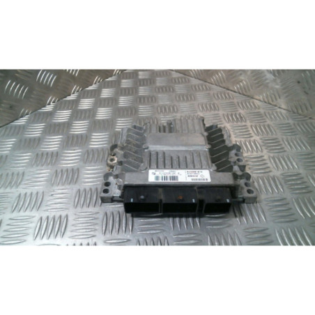 Calculateur moteur RENAULT LAGUNA 3