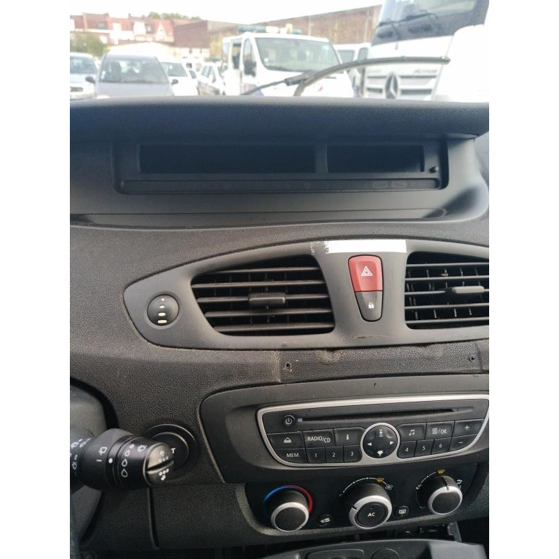 Serrure arriere gauche RENAULT SCENIC 3 Photo n°8