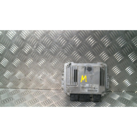 Calculateur moteur PEUGEOT 207