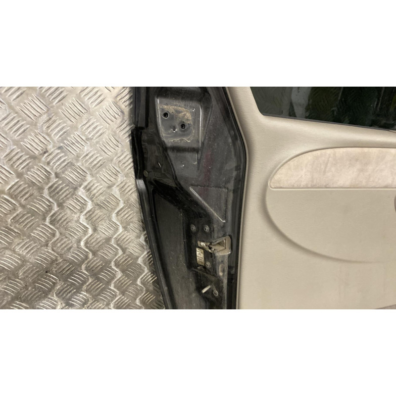 Porte laterale gauche CHRYSLER GRAND VOYAGER 4 Photo n°5