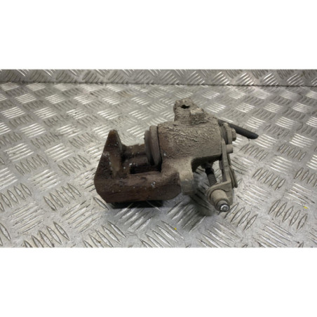Etrier arriere droit (freinage) AUDI A4 2 Photo n°1