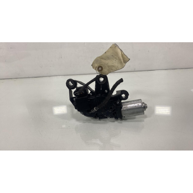 Moteur essuie glace arriere VOLKSWAGEN TOURAN 1 Photo n°3
