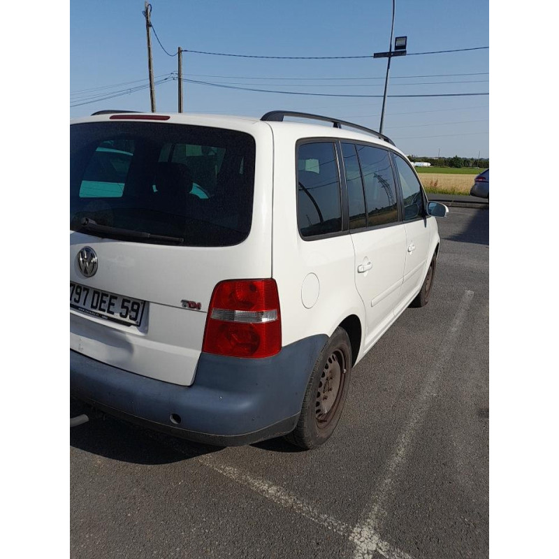 Calandre VOLKSWAGEN TOURAN 1 Photo n°4