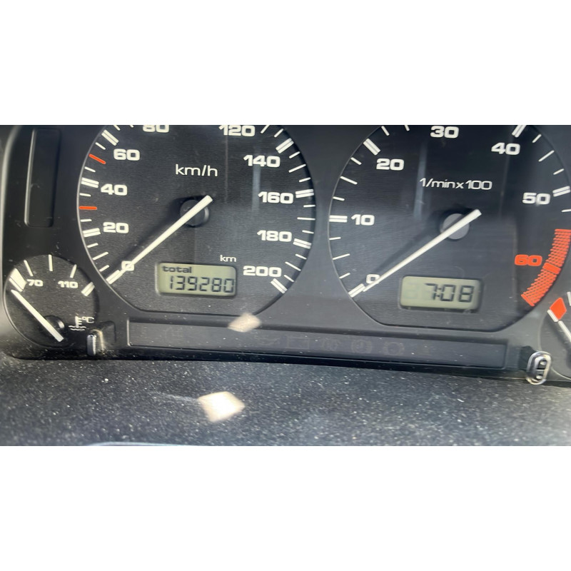 Calandre VOLKSWAGEN POLO 3 Photo n°10