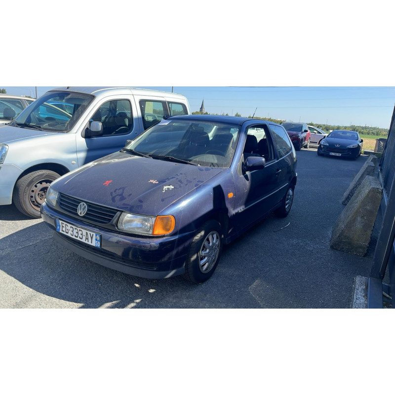 Calandre VOLKSWAGEN POLO 3 Photo n°11