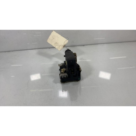 Serrure avant droit RENAULT CLIO 1