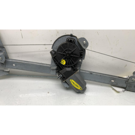 Leve vitre electrique avant gauche PEUGEOT 107