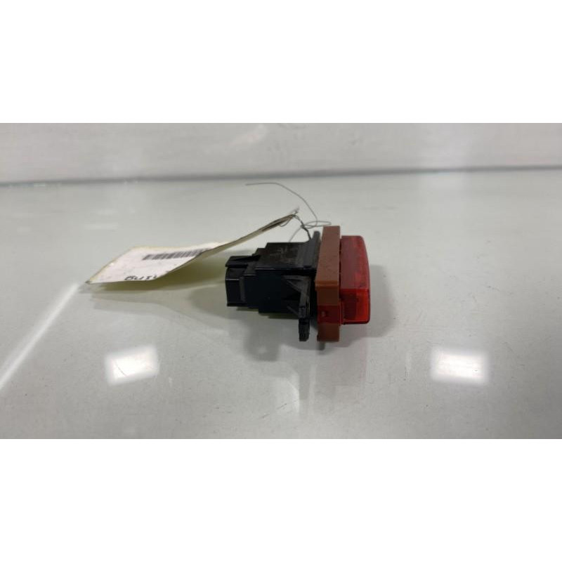 Bouton de warning HONDA FR-V Photo n°2