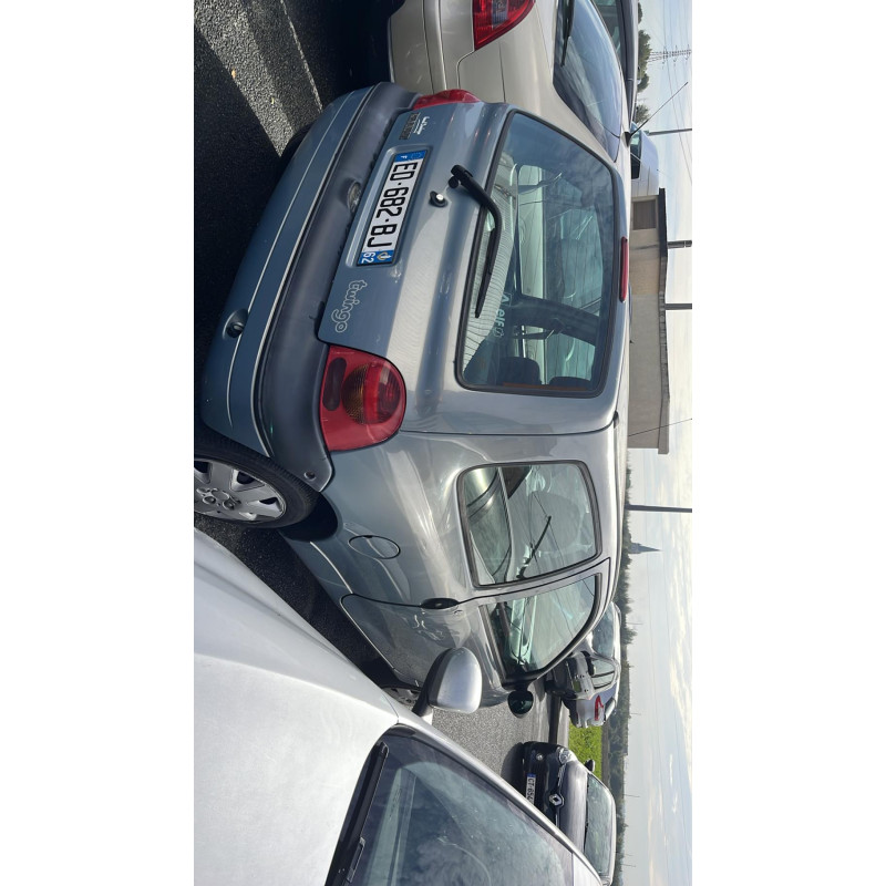 Calculateur moteur RENAULT TWINGO 1 Photo n°14