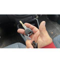 Serrure avant droit HONDA CIVIC 6