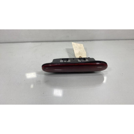 Feu arriere stop central RENAULT CLIO 1