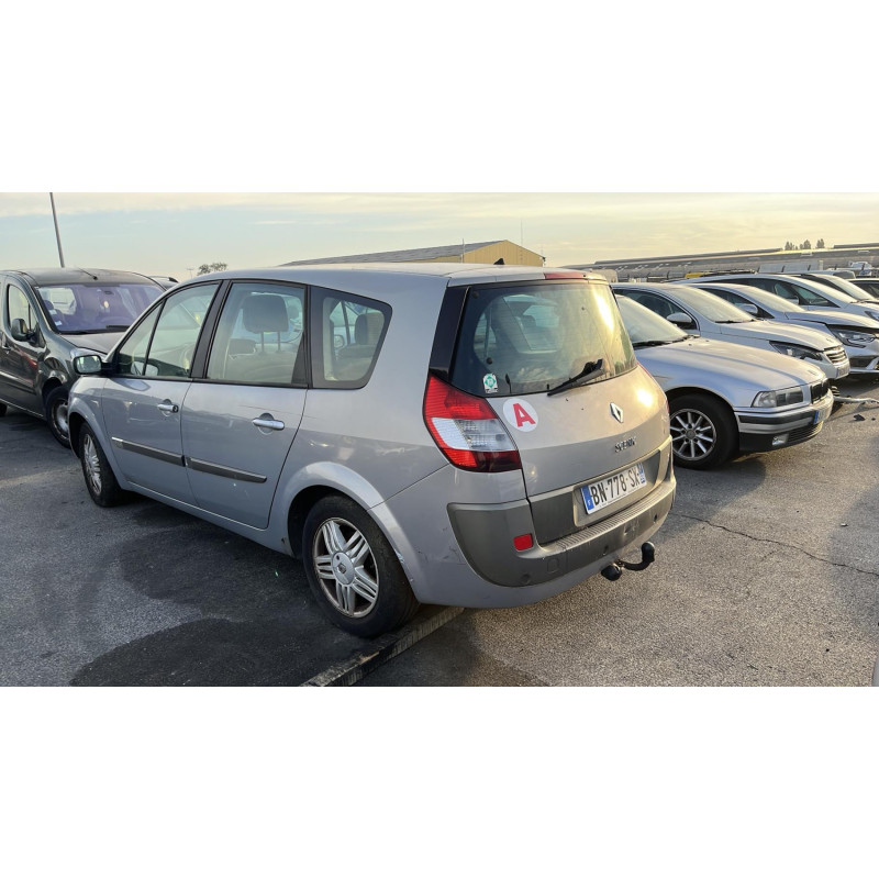 Calculateur moteur RENAULT GRAND SCENIC 2 Photo n°5