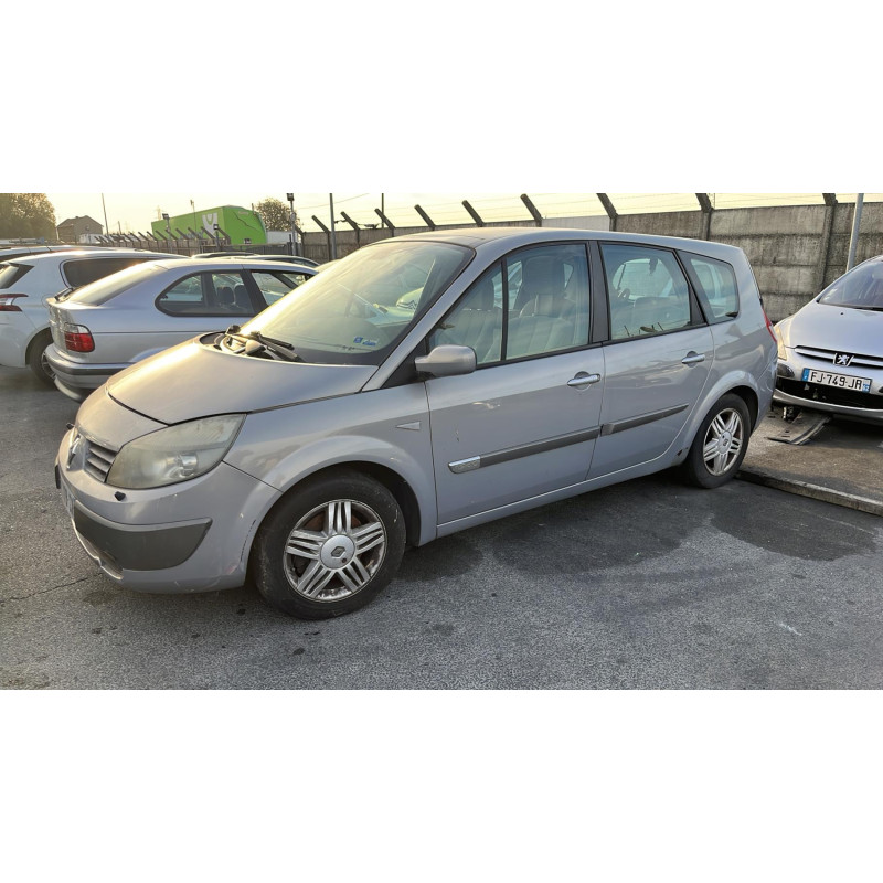Calculateur moteur RENAULT GRAND SCENIC 2 Photo n°9