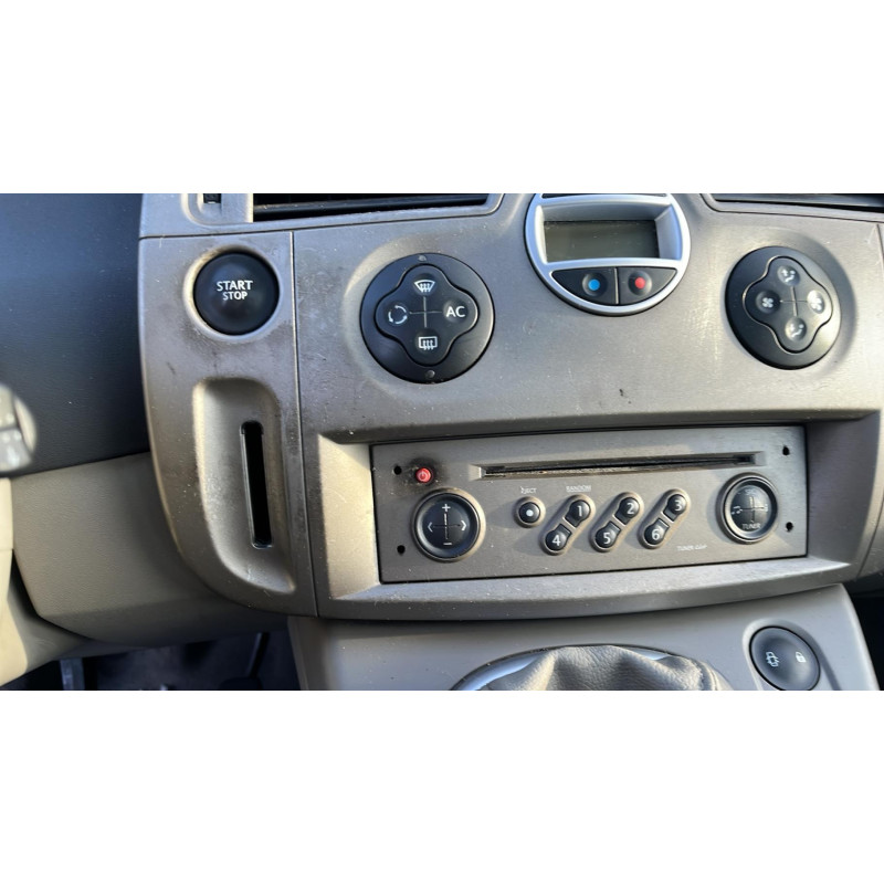 Calculateur moteur RENAULT GRAND SCENIC 2 Photo n°12