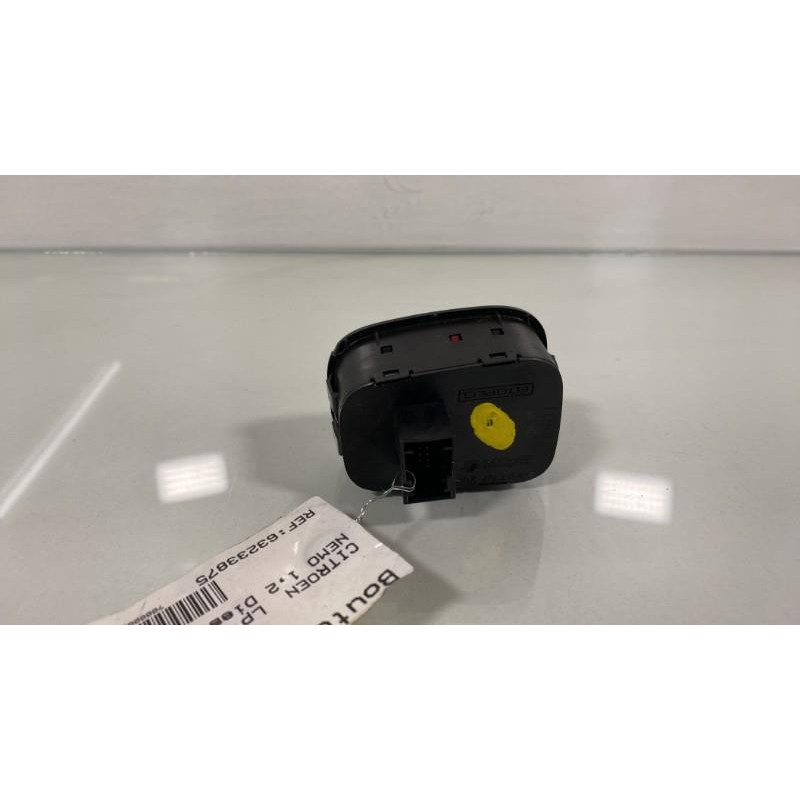 Bouton de warning CITROEN NEMO Photo n°3