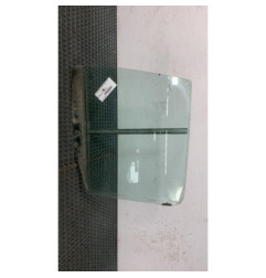 Vitre arriere gauche PEUGEOT 106