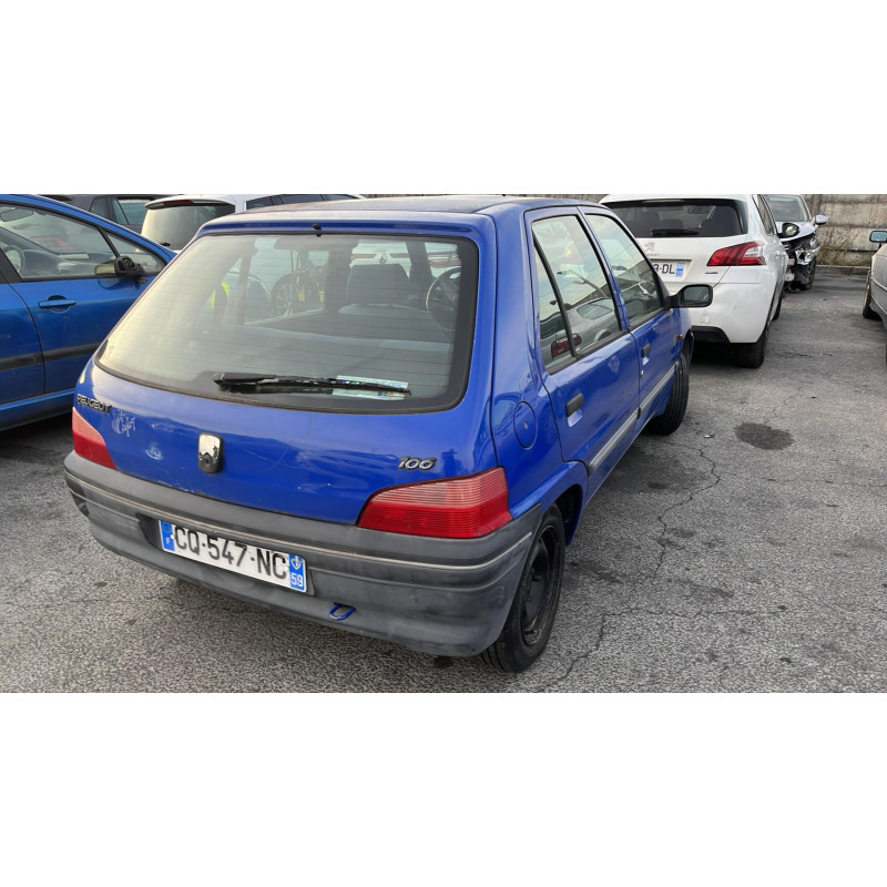 Vitre arriere gauche PEUGEOT 106 Photo n°7