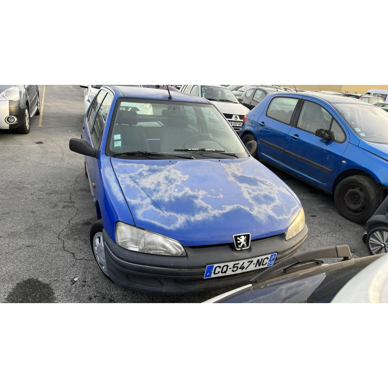 Vitre arriere gauche PEUGEOT 106 Photo n°9