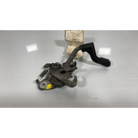 Fermeture de capot PEUGEOT 207