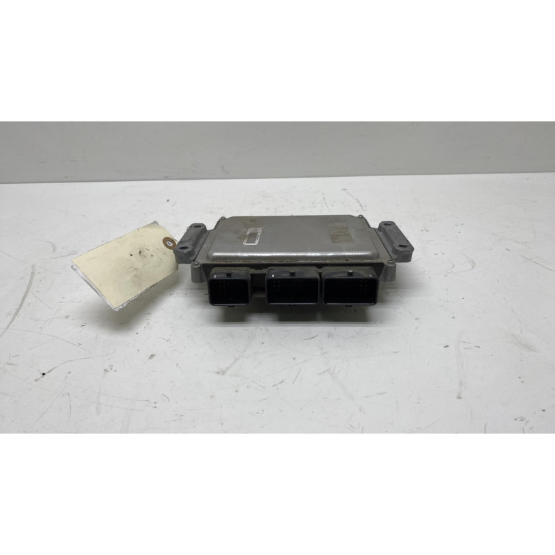 Calculateur moteur PEUGEOT 407 Photo n°3
