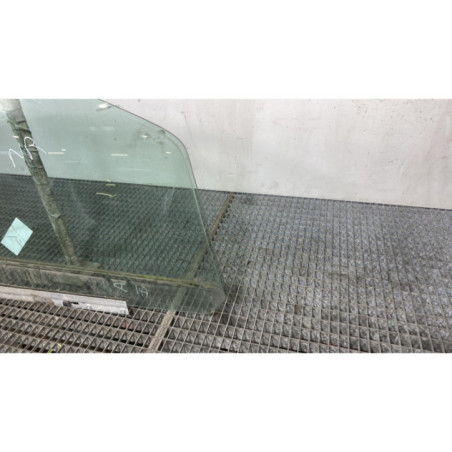 Vitre avant droit OPEL ZAFIRA B