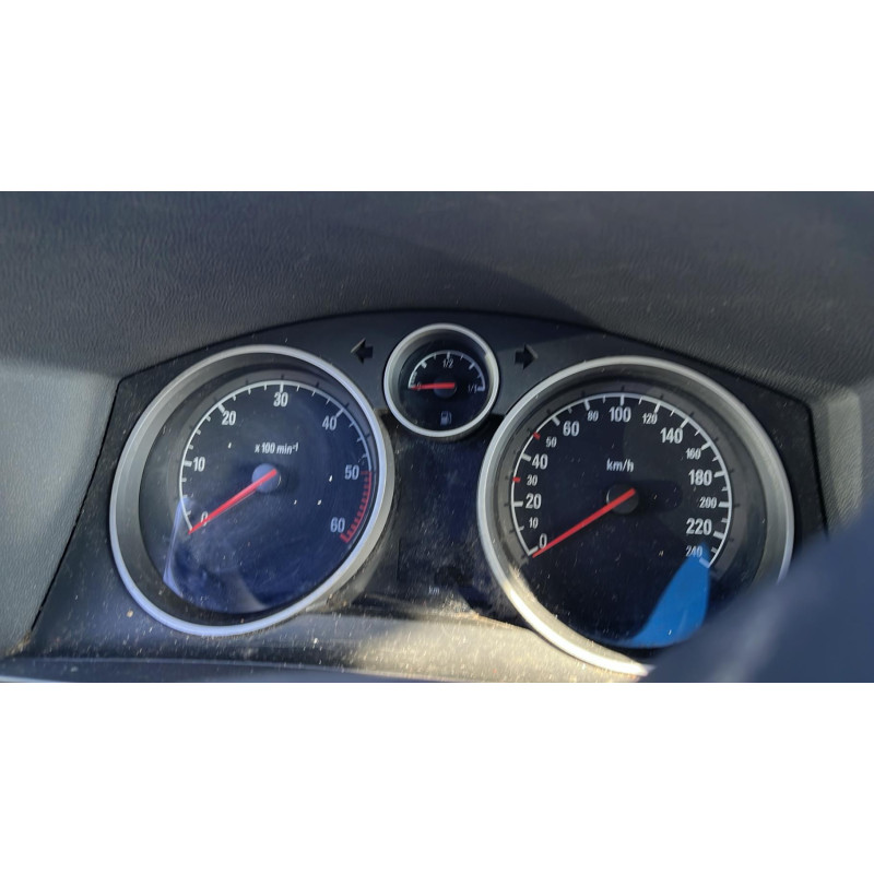 Vitre avant droit OPEL ZAFIRA B Photo n°13