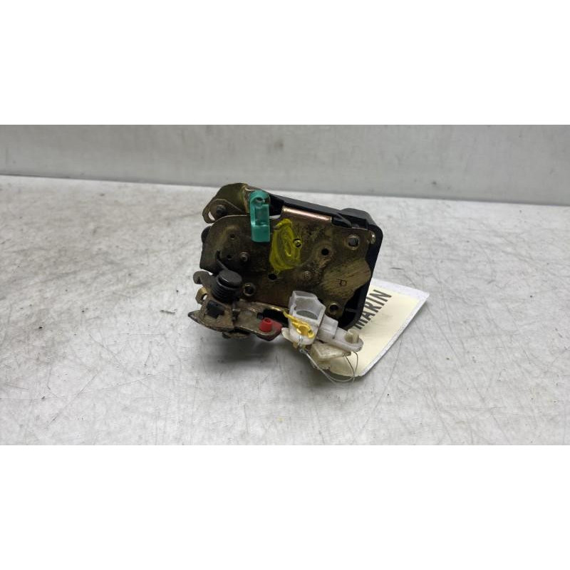 Serrure arriere droit CHRYSLER PT CRUISER Photo n°2
