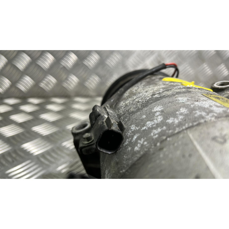 Compresseur clim FORD FOCUS 3 Photo n°5