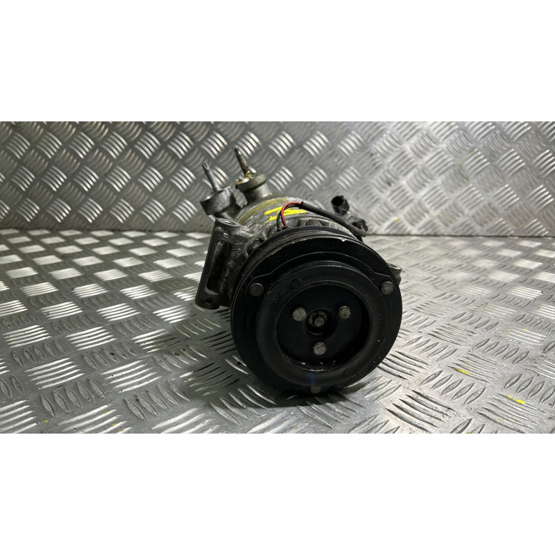 Compresseur clim FORD FOCUS 3 Photo n°6